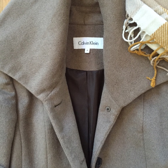 Calvin Klein Taupe coat - Picture 3 of 3